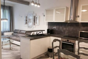 Beautiful apartment Rue De La Croix Vieux Nice